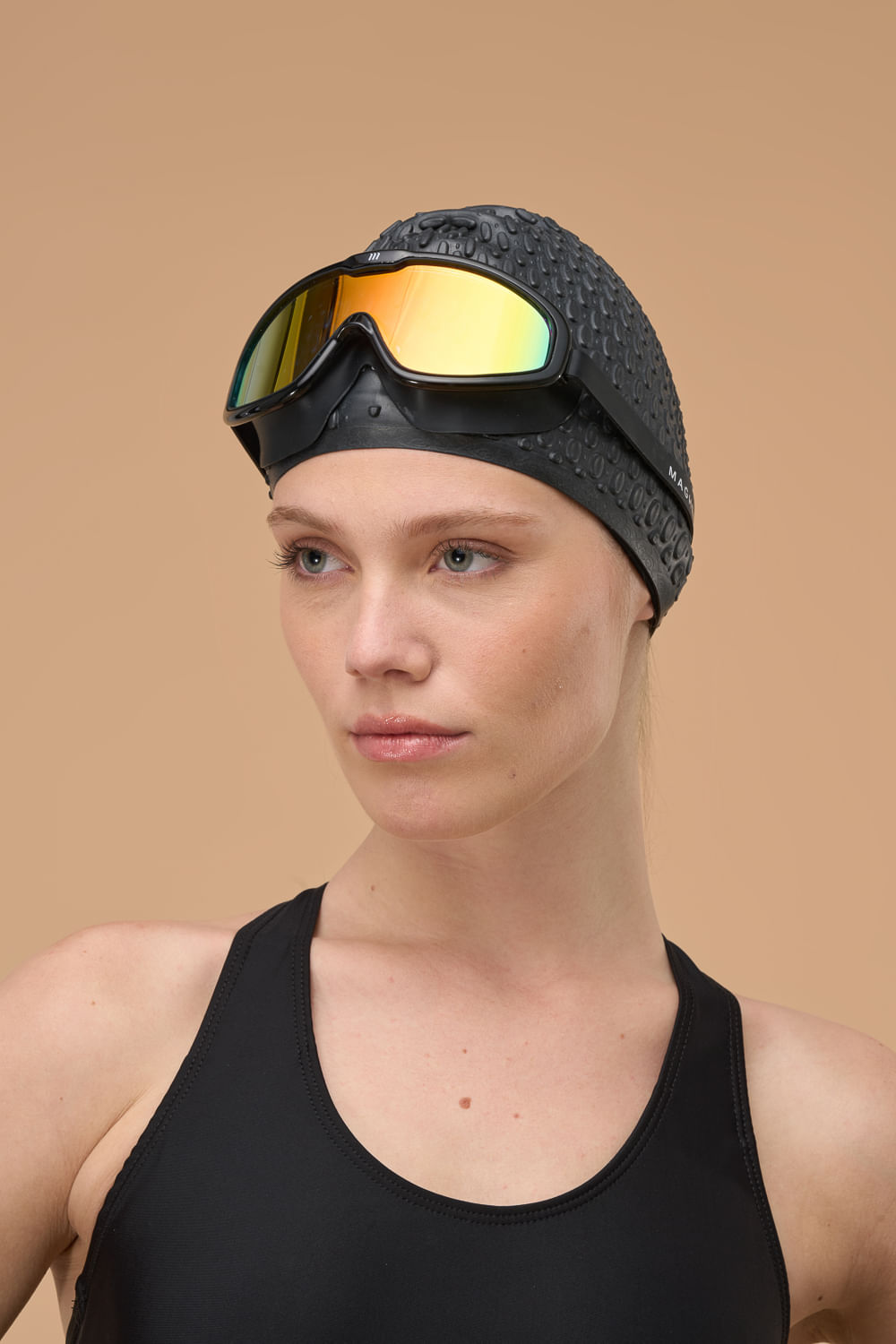 26VSWM260000 TOP NATACION DELFIS NEGRO 3401